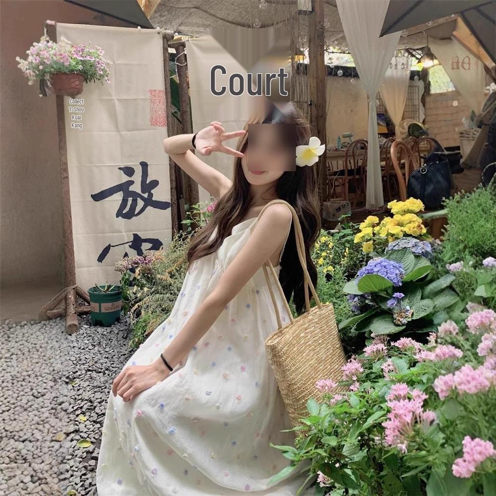 

Korean Style Summer Spaghetti Strap Dress: French-Inspired Sweet & Elegant Design for a Flattering Seaside Vacation Look S (up to 45 kg)