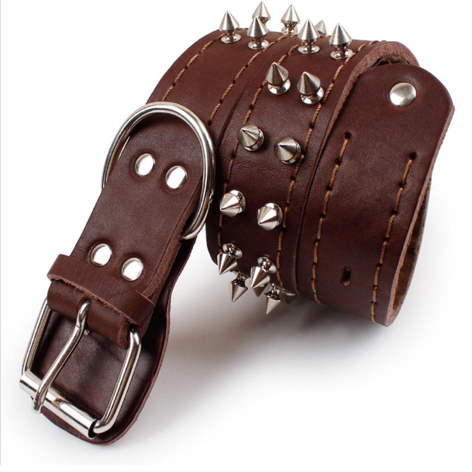 Set di Decorazioni per Giacca Punk Nera in Pelle con Borchie e Collare - 270 PZ