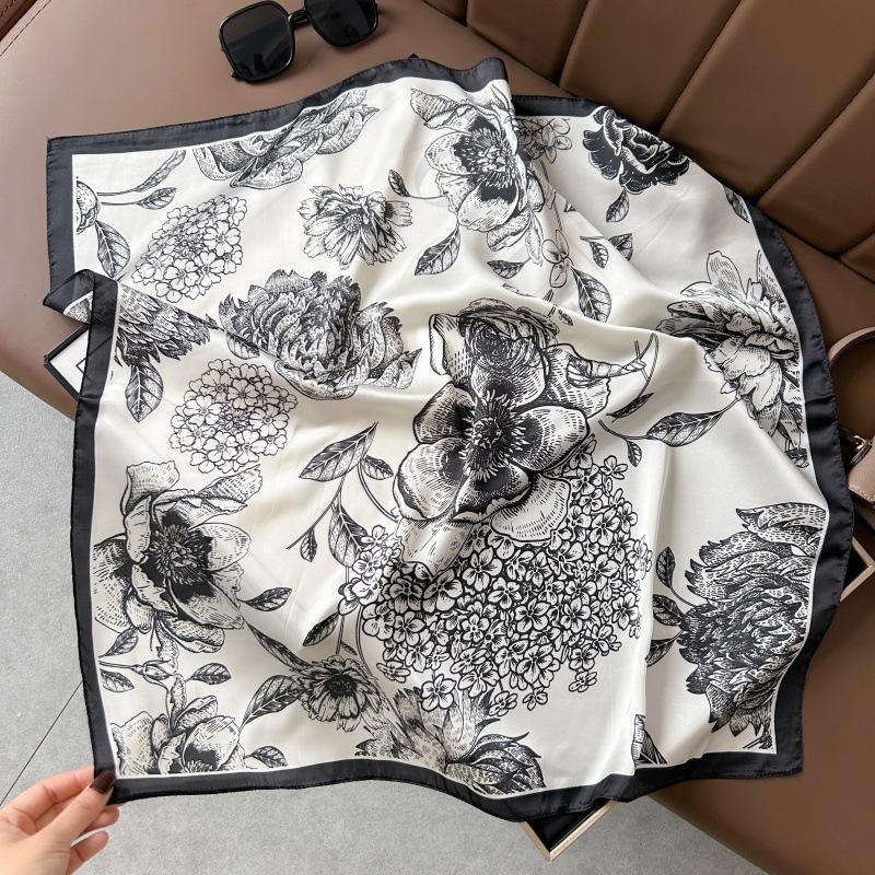 Silk scarf 71 * 71 imitation silk square scarf Korean atmosphere neck silk scarf flower pattern flower polka dot scarf