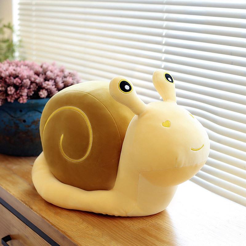 

Adorable Pink Snail Plush Doll - Sleep Companion & Birthday Gift for Girls 20cm (+Small Pendant)