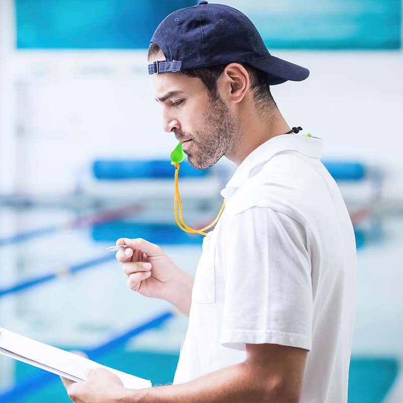 10~50pcs Mini Plastic Whistle with Rope for Sports Competition Football Soccer Basketball Cheerleading Referee Whistle TMZ