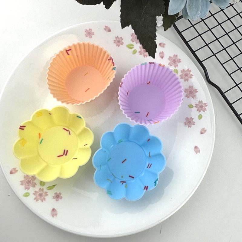 Silicone Muffin & Cake Cup Liner Mold Set