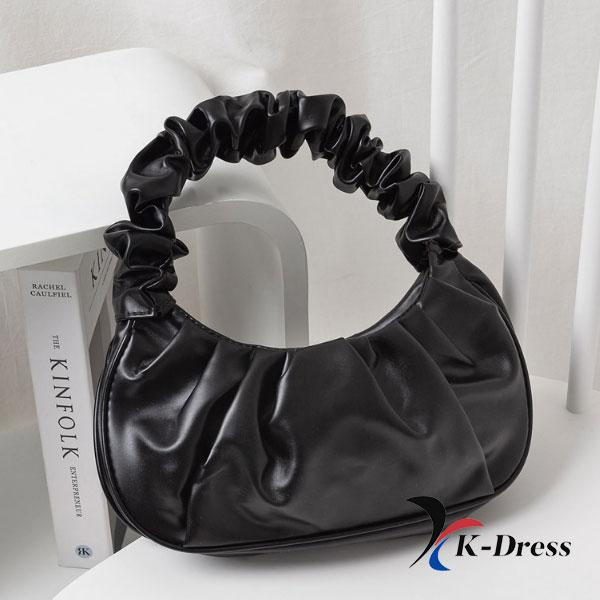 

М яка сумка-пельмень з драпіруванням на плече (2 кольори) 27x11x6cm чорний