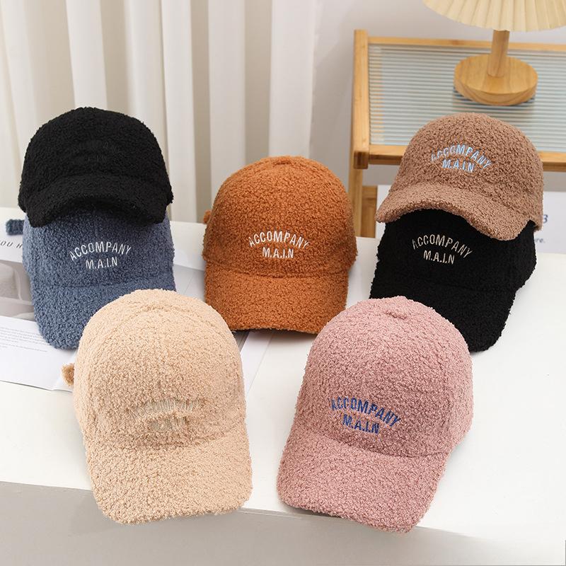 Women's Hats Thickened Warm Baseball Caps Korean Style Imitation Lamb Velvet Showing Their Faces Small and Versatile Baseball Caps Students