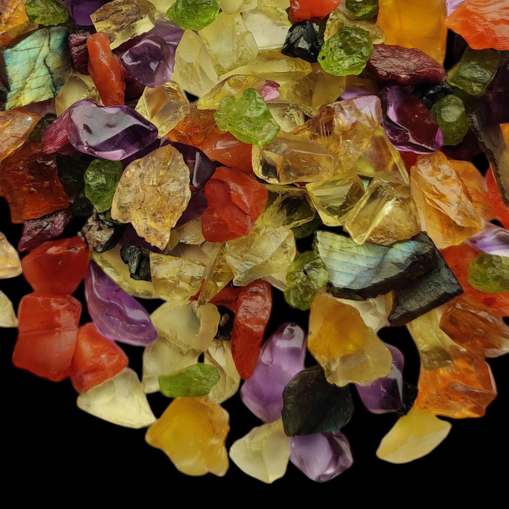 Mistura de pedras preciosas brutas, minerais de pedras preciosas brutas, lote de pedras preciosas brutas misturadas, pedras preciosas brutas naturais, pedras preciosas brutas de tamanho pequeno, pedras preciosas brutas para fabricação de joias.