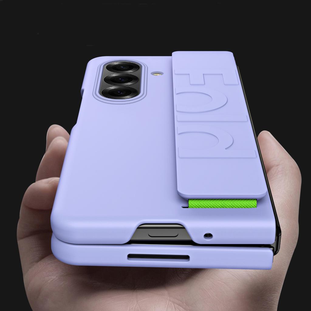 Luxury Soft Silicone Wrist Strap Bracket Phone Case For Samsung Galaxy Z Fold 7 6 5 4 3 2 Ultra Thin Matte Hard Protection Cover