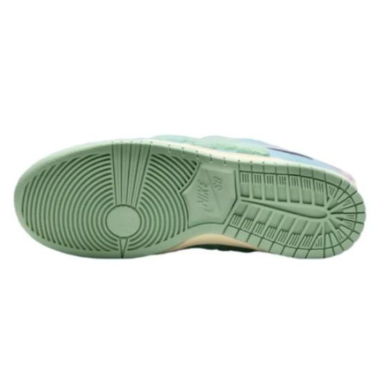 Nike SB Dunk Low Visty Blue Gaze Verde Esmalte FN6040-400