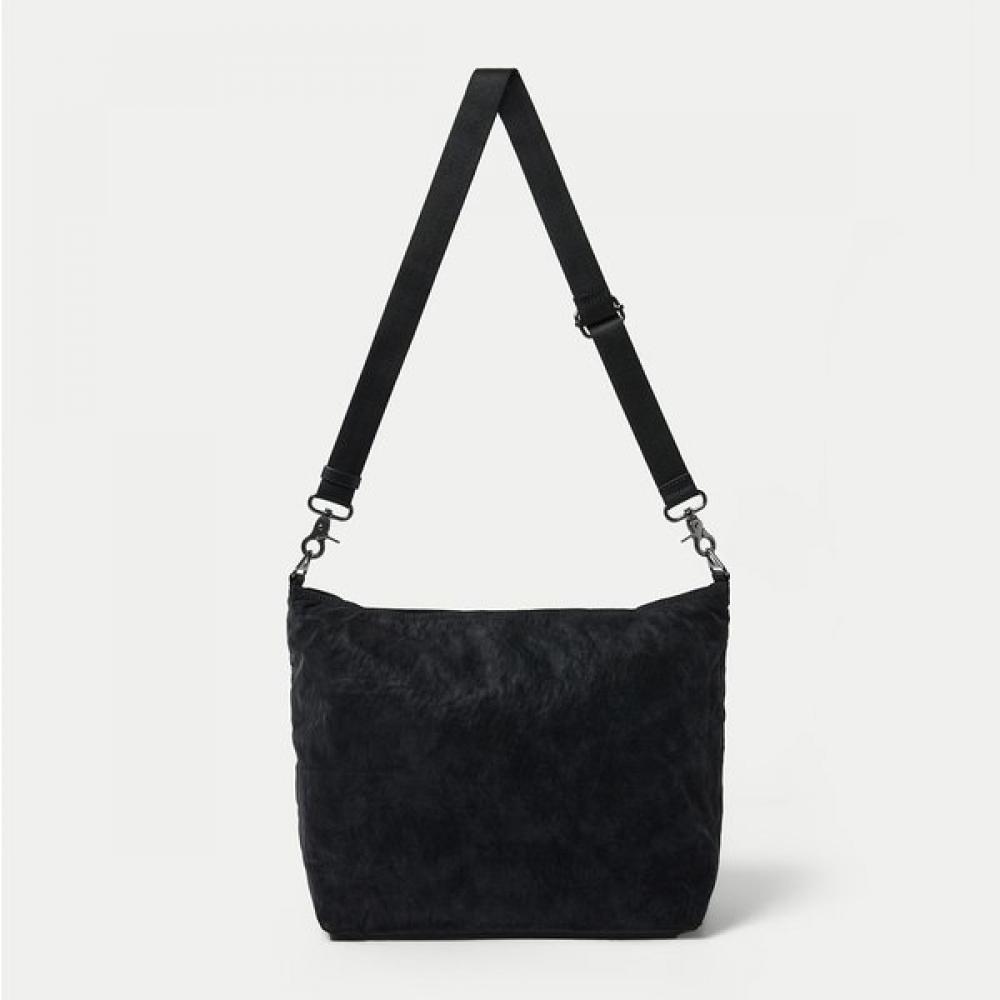 SERIES Velvetin Crossbody Bag Black Ssbax26501bkx
