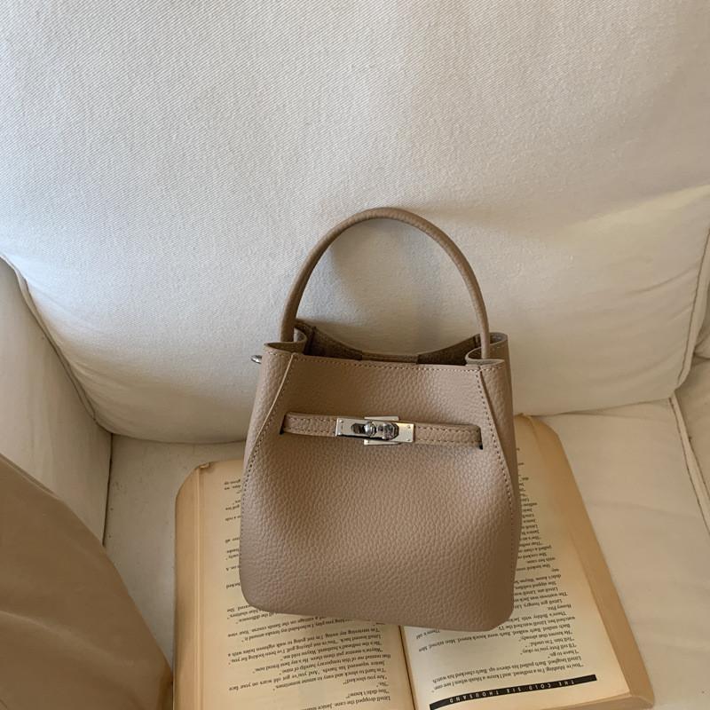 IELGY Ladies Messenger Bag Large Capacity Retro All-Match Bucket Bag