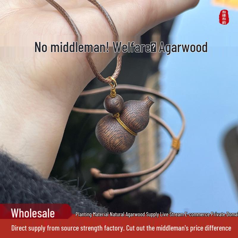 Flash Sale: Hainan Green Agarwood Gourd Pendant, 14*10mm - Perfect for Livestreams and Cultural Shops 14mm