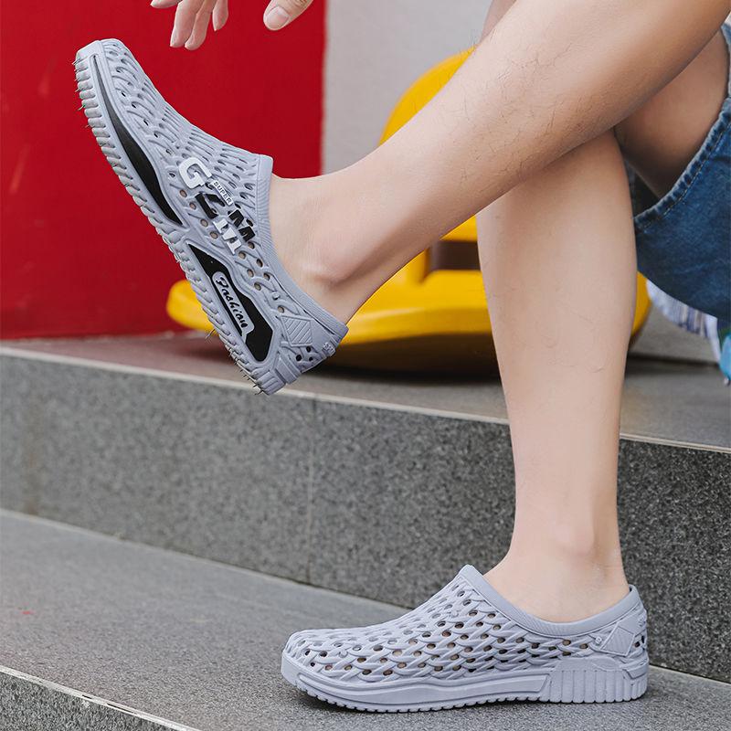 Hole Shoes Men's Breathable Anti-slip Waterproof Thick Bottom Beach Shoes Men's Wear-resistant Soft Sole Sandals