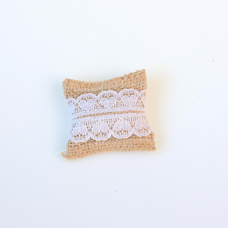 2Pcs 1/12 Dollhouse Simulation Mini Lace Pillow Sofa Cushion Living Room Decoration Dolls House Decor Accessories