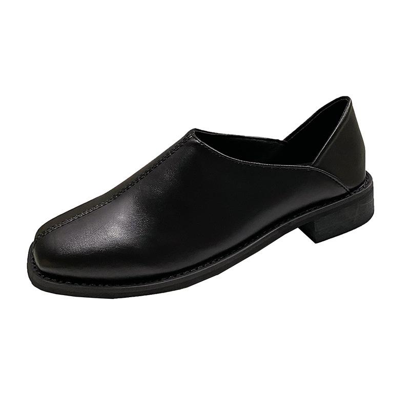 Deep mouth women's loafers 2025 retro soft leather flat bottom comfortable casual stepping heel cover foot low heel single shoes wear two