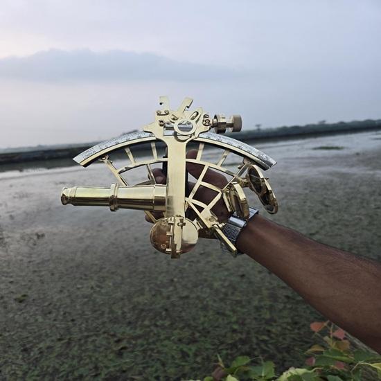 Brass Nautical Sextant Maritime Instrument 22.86 Cm Fathers Day Christmas Birthday Wedding Anniversary Gift Home Office Decor