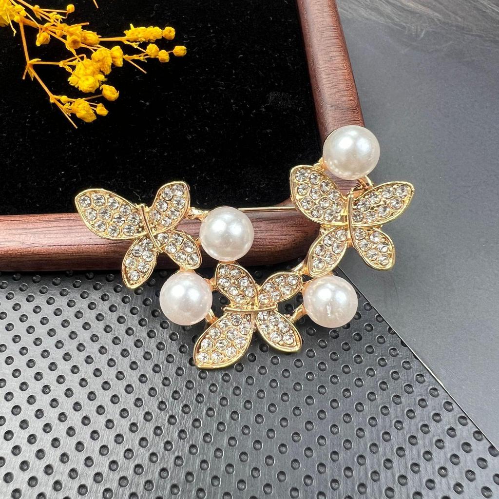 Broșă Retro Cristal Diamant cu Ac Anti-Expunere și Cataramă din Aliaj pentru Accesorii Vestimentare