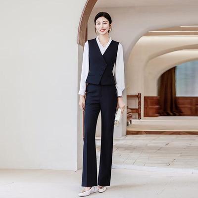Terno Feminino Profissional com Colete e Calça Flare Tluoman
