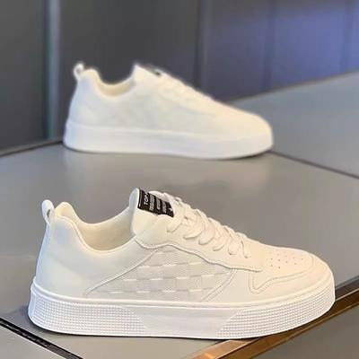 Fashion Men's White Board Shoes 2024 New Four Seasons Fashion British Style Flat Bottom Casual Shoes Outdoor Trendy Sports Shoes Slides