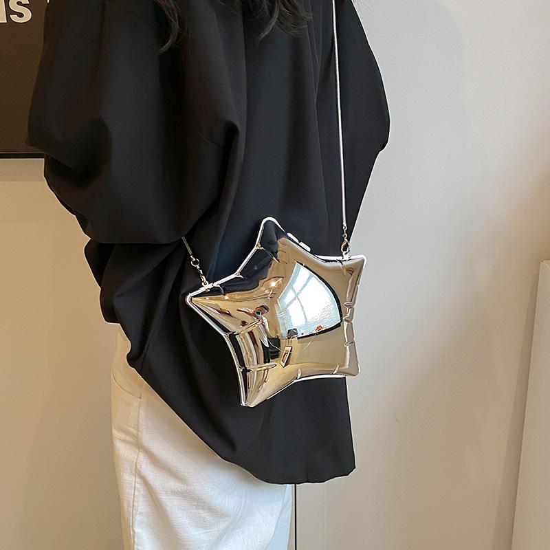 Kleine und süße fünfzackige Stern-Mode-Umhängetasche für Damen im ausländischen Stil, einfarbig, Abendessentasche, Ketten-Umhängetasche, Flut