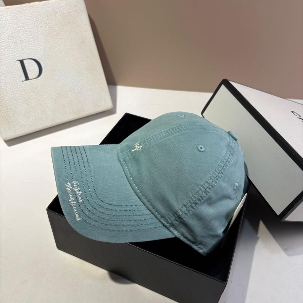 Up Men's and Women's Casual Baseball Caps, Fashionable New Small Fresh Age-reducing Soft Top Cotton Sports Cap Tide