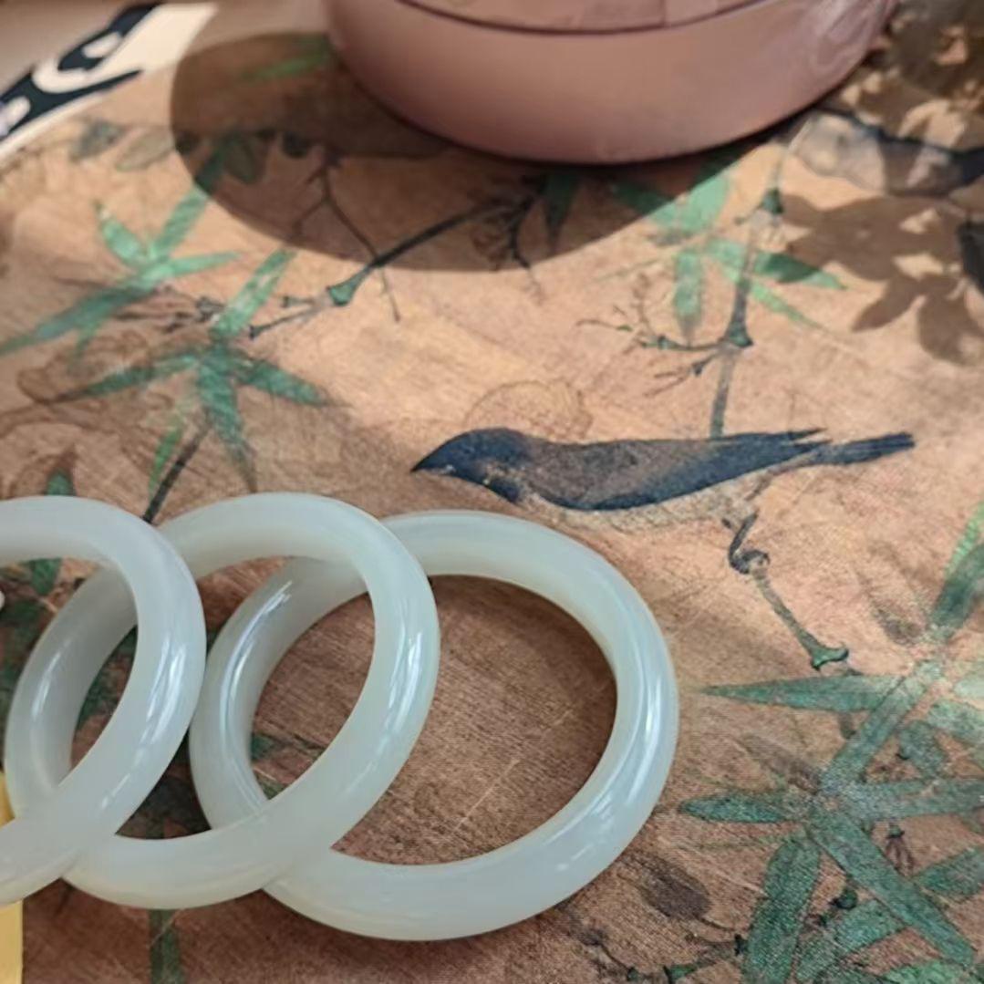 Xinjiang Hetian Natural Qingbai Jade Ladies Bracelet - Free SF Express Shipping 61-62