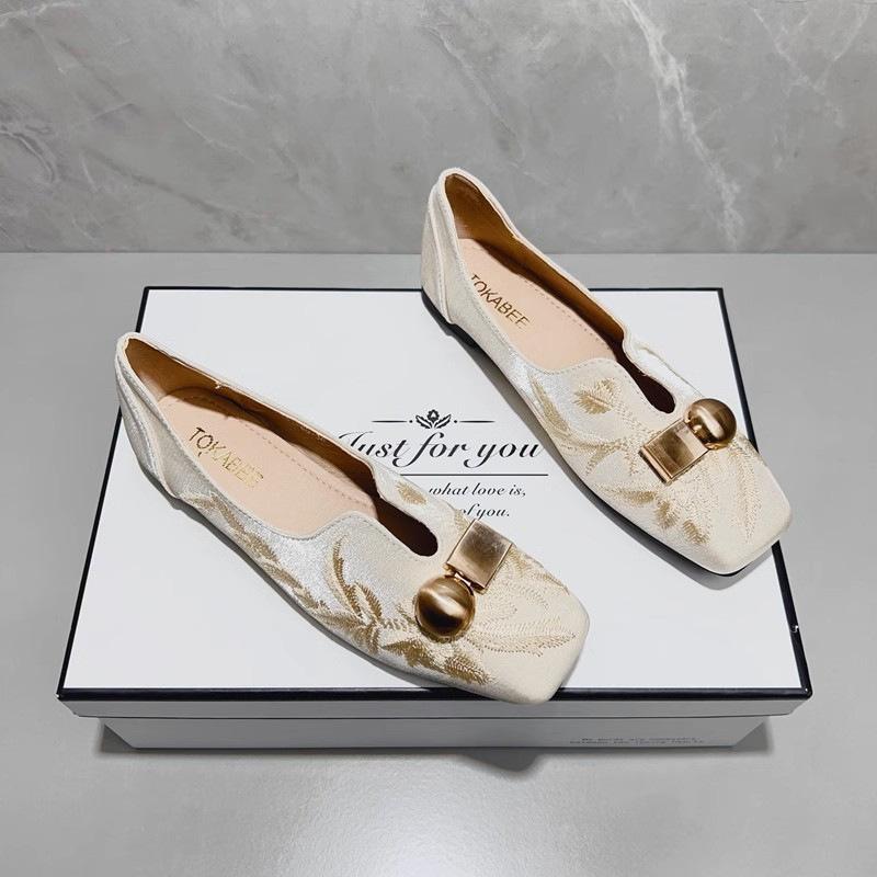 

Женские лоферы 2025 весна осень металлическая отделка винтажные балетки легкие удобные уличные нескользящие повседневные туфли 35 абрикосовый