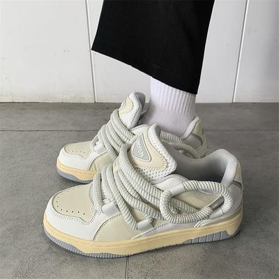 Zapatos casuales de pan para estudiantes nuevos, zapatos de lona para mujer, versión coreana, zapatos de tabla, ins, modernos, para street style, versátiles, retro, zapatillas de pareja
