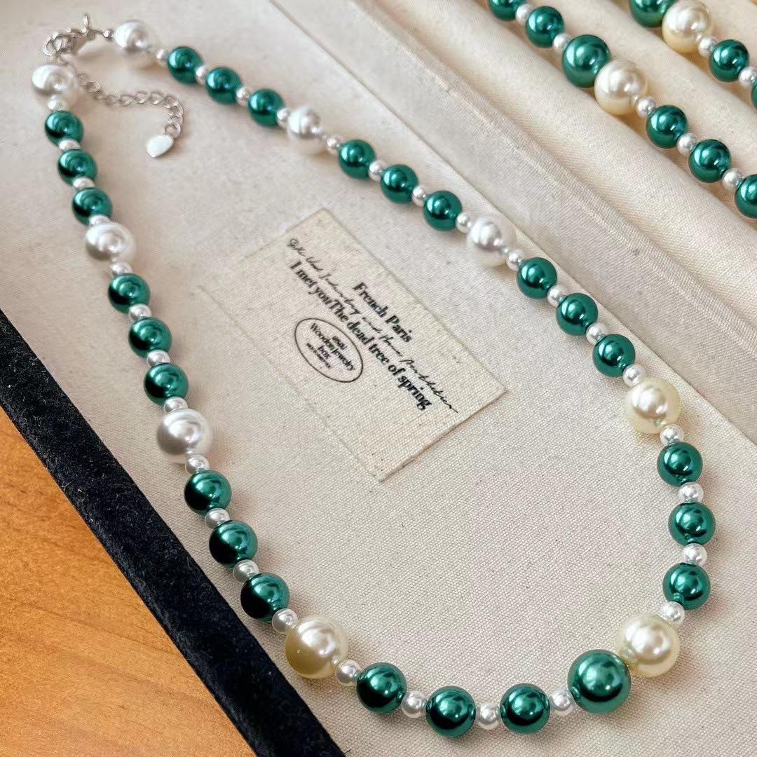 

Vintage High Quality Artificial Aussie White Malachite Green Tahitian Pearl Necklace Collarbone Chain