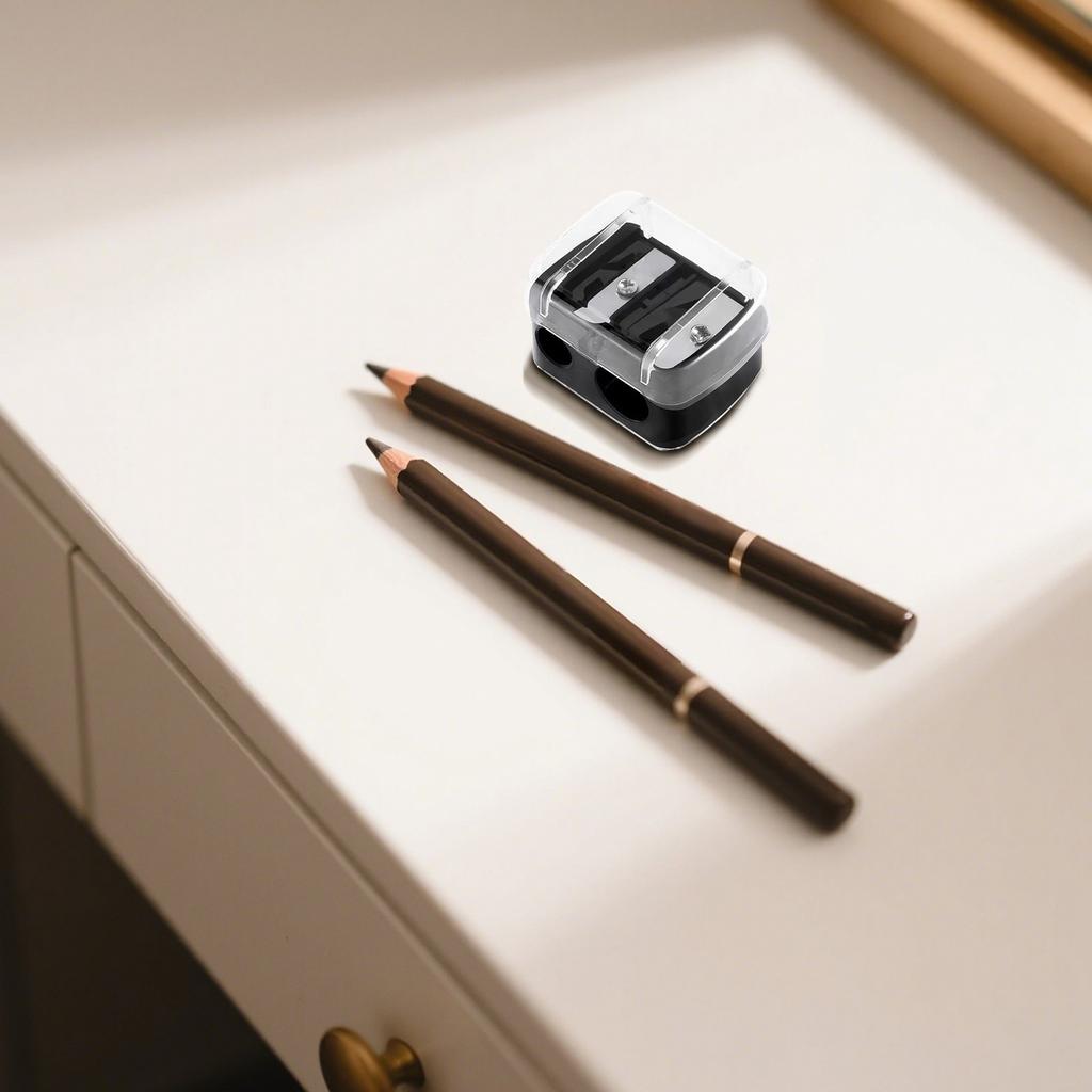 Double-ended Makeup Pencil Sharpener, Suitable, Eyebrow Pencil, Easy To Use Makeup Tool, High Quality With Cover, Suitable For Women