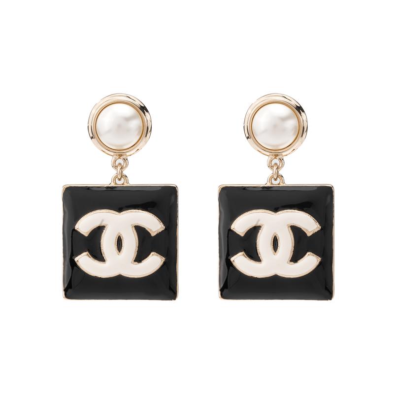 

CHANEL Classic LOGO Double C Pearl Metal Earrings Women s Black чорний
