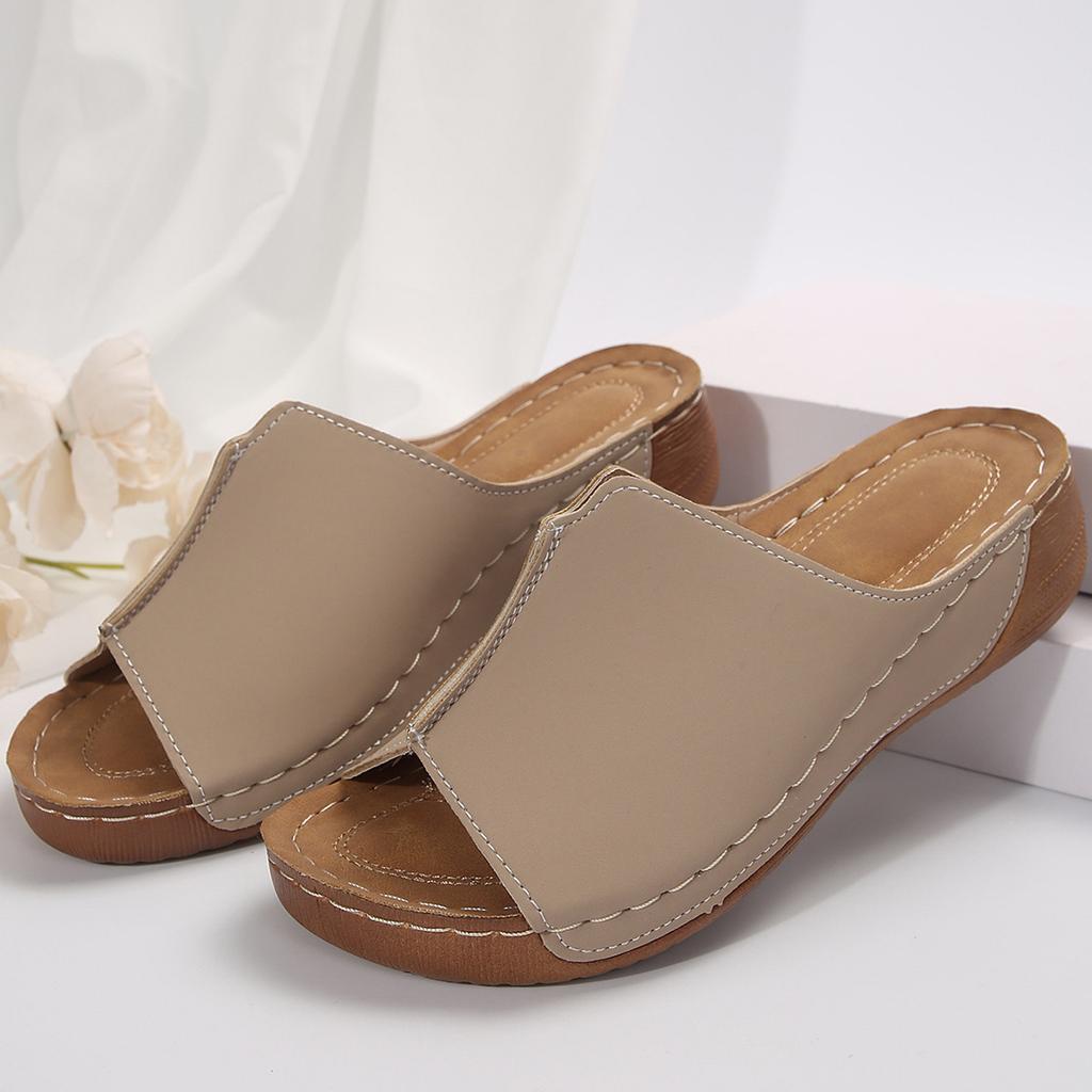 Neue ausländische Handels-Keilabsatz-Hausschuhe Damen Dicke Sohle Damen Sandalen Lässig und leicht Große Größe Damenhausschuhe