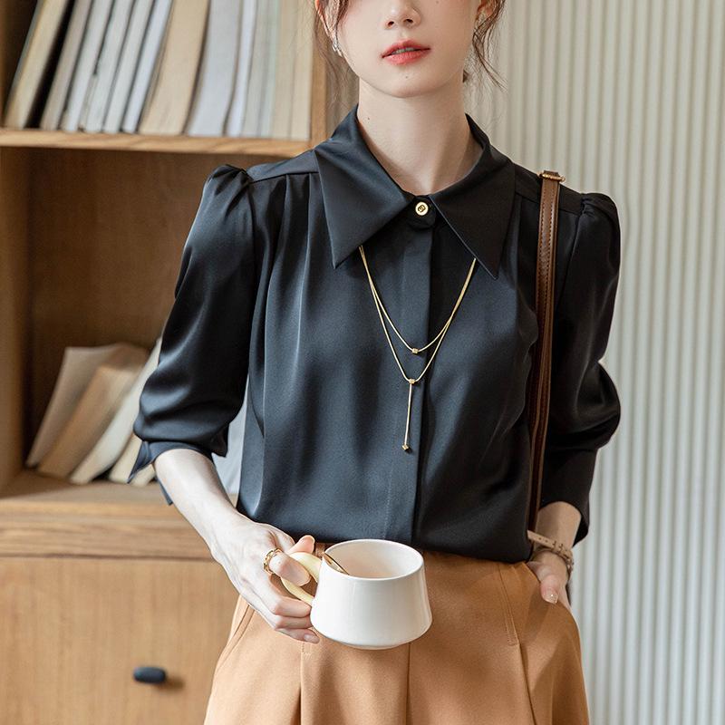 2024 Spring Elegant White Long-Sleeved Women's Top