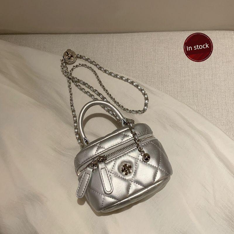 

Nanfeng Small Bag Satchel Chain Shoulder Camellia Small size Starlight Silver