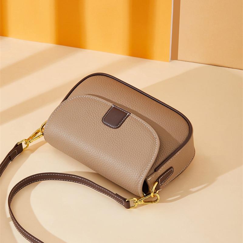 Small Bag Leather New Small Square Bag, Daily Matching Women's Bag Retro Cowhide Shoulder Messenger Bag
