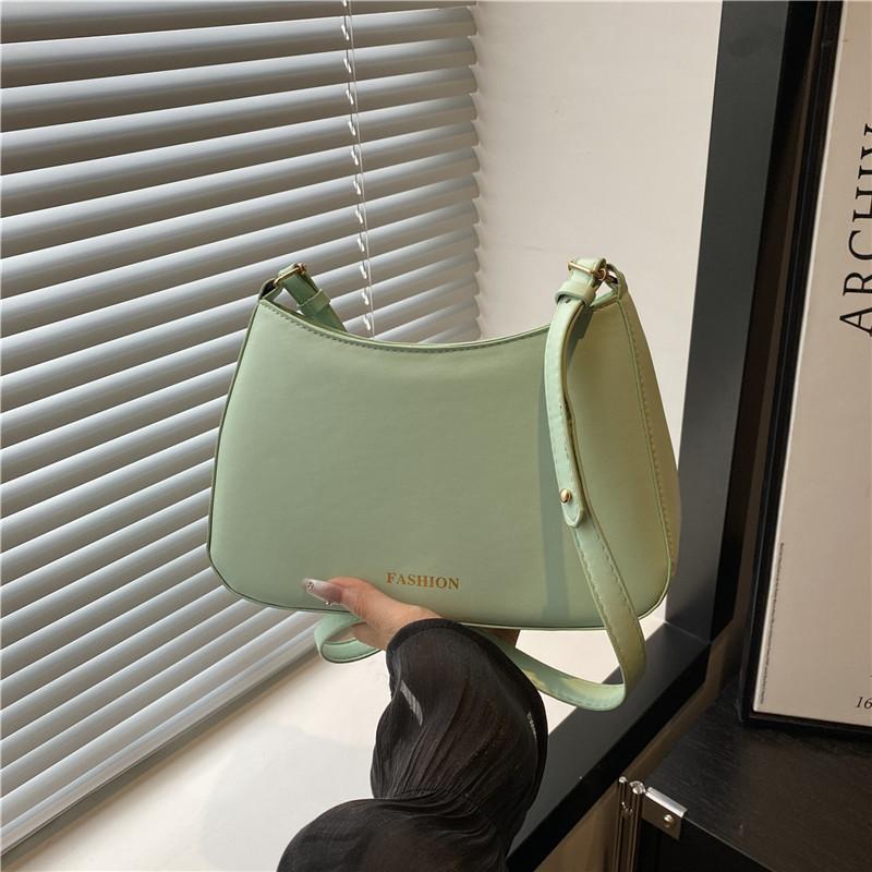 Korean Version Niche Underarm Bag Women's 2025 New Trendy Versatile Chain Shoulder Messenger Bag Texture Foreign Style Saddle Bag