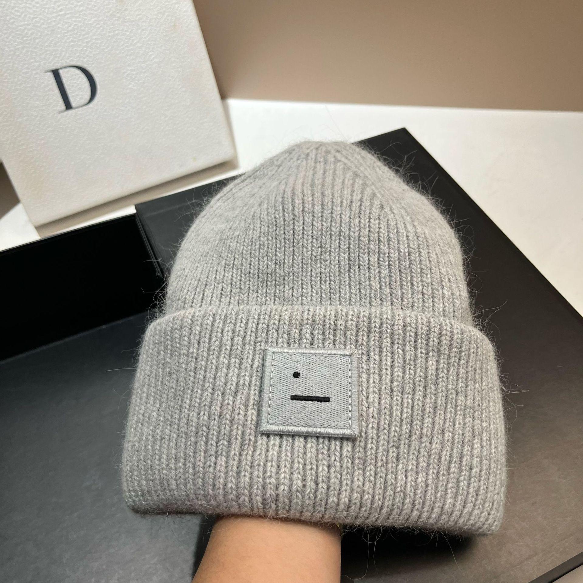 Square Expression Knitted Hat Women S Winter Warm Rabbit Hair Wool Hat Smiley Face Fluffy Soft Waxy Ear Hat One size (stretchy) светло-серый