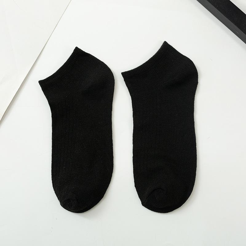 10 Pairs of Men's Spring and Autumn Pure Color Suction Strip Sweat Breathable Shallow Mouth Invisible Socks