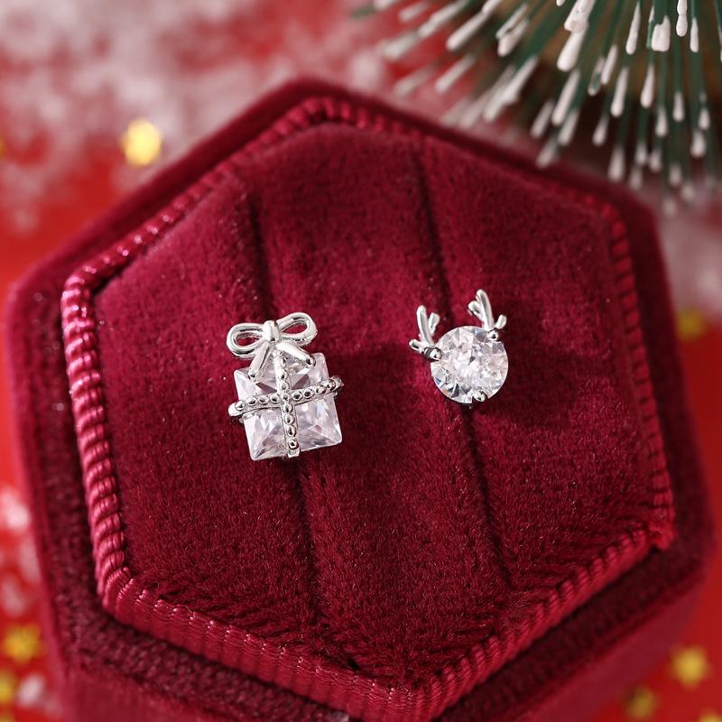 925 Sterlingsilber Asymmetrische Schleife & Rentier Weihnachtsstecker für Damen - Winterkollektion 2023