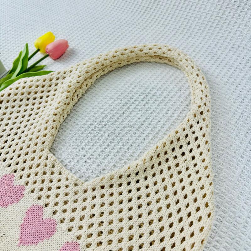 Повседневные вязаные крючком сумки на плечо с узором в виде сердца — фото 6