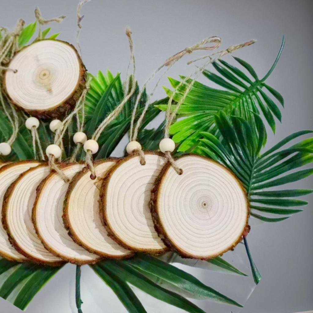DIY Pine Wood Tree Ring Slices: Ideal for Decorative Backgrounds and Handmade Projects