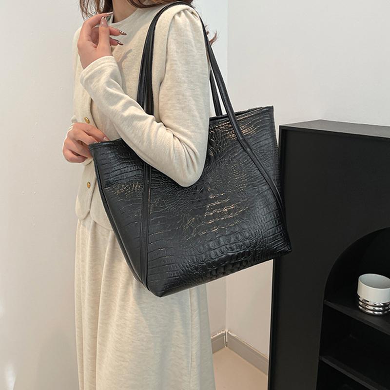 Vintage Crocodile Leather Women Handbag Large Capacity Shoulder Shopping Bag Travel Ladies Fashion Commuter Totes