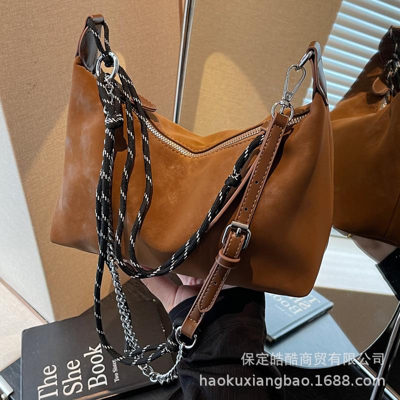 Chain Underarm Bag Women's 2025 New Trendy Fashion Versatile Retro High-end Shoulder Bag Commuter Messenger Bag