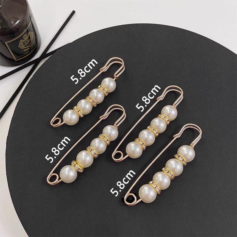 Elegant Pearl Flower Brooch for Women - Anti-Exposure Clothing Pin Accessory