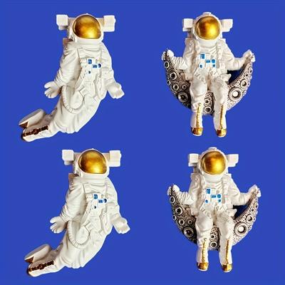 2Pcs Astronaut Creative Magnetic Three-dimensional Astronaut Magnetic Astronaut Personalized Resin Refrigerator Sticker Decoration