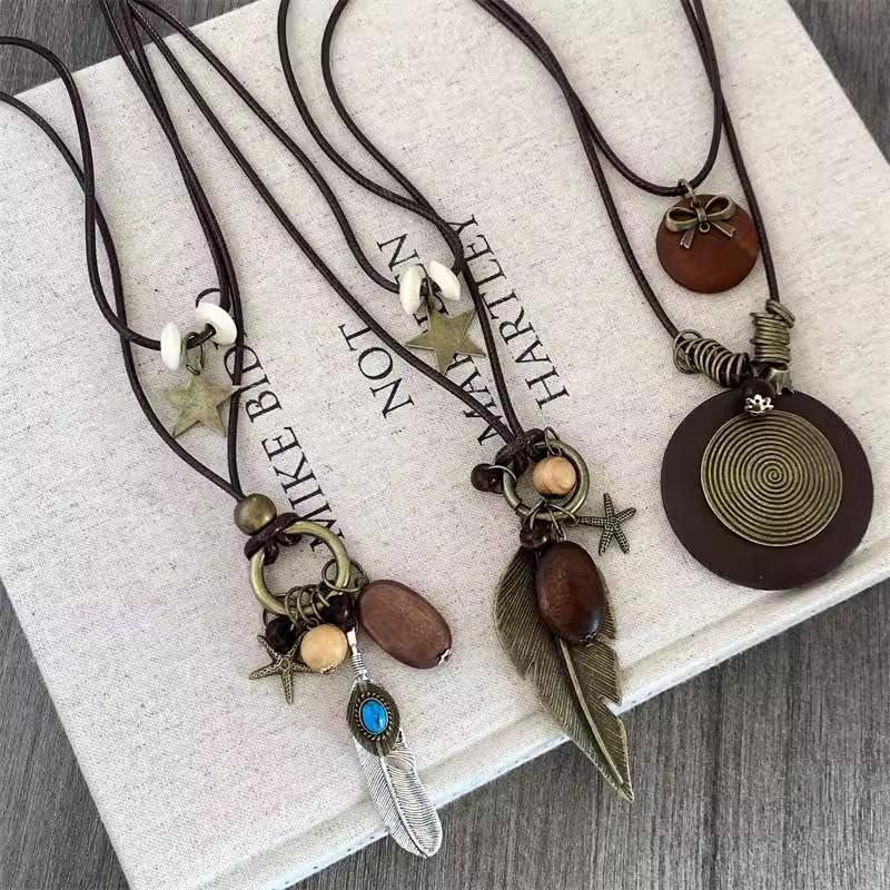 Women's Double Layer Retro Ethnic Beaded Zen Necklace with Feather Pendant
