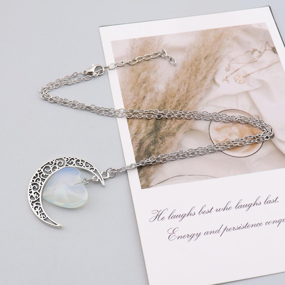 Natural Stone Crystal Amethyst Powder Crystal Moon Love Pendant Necklace Hollow Pendant Couple Necklace N164