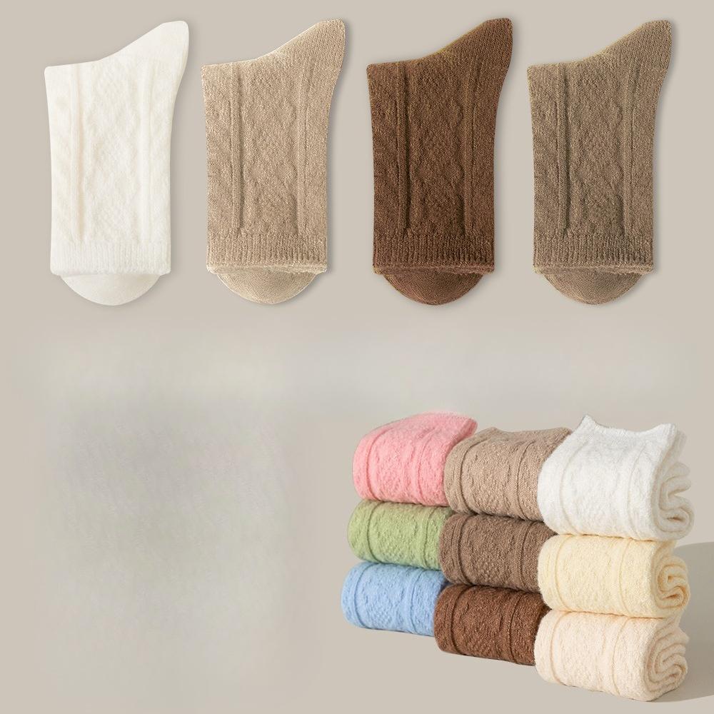 4 Pairs of Women's Winter Fleece and Thickened Warm Sleeping Floor Mid Calf Socks