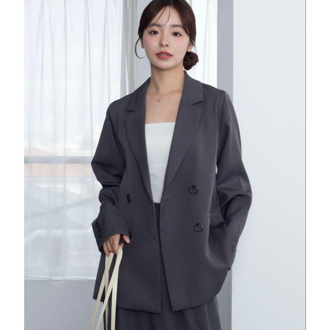 Oversized double-breasted tailored jacket in gray