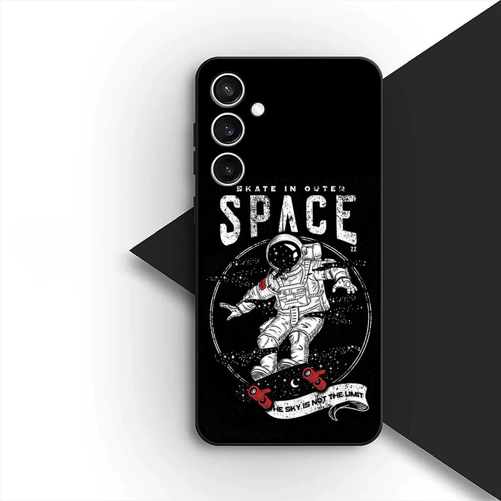 Witch Divination Tarot Moon Astronaut Space for Samsung Galaxy S25 S24 S23 FE Ultra Plus S7 Edge S25+ S24+ A56 5G + Phone Case