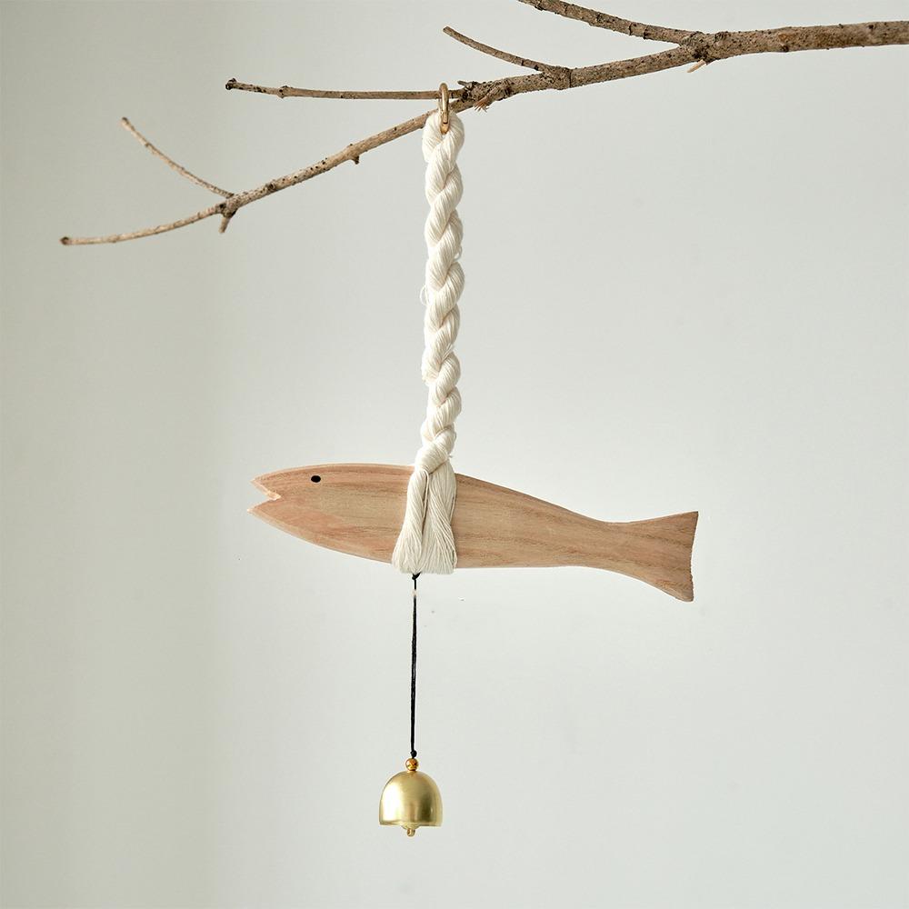 Handmade Wood Fish Door Bell Lightweight Hand Carved Fish Wall Decoration Lucky Rustic Fish Door Chimes Housewarming Gift