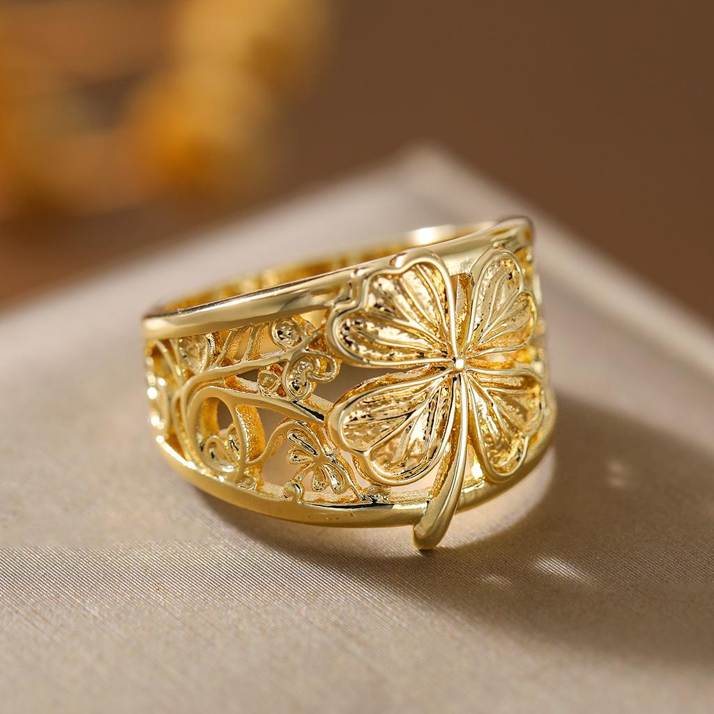 Elegant Hollow Four-leaf Clover Ring Copper Material Women Elegant Ring For Commute Matching